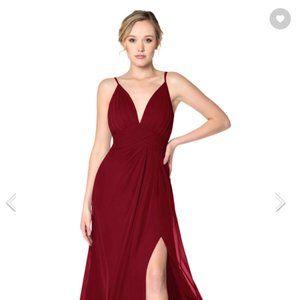 AZAZIE Maren Allure Bridesmaid dress in Burgundy